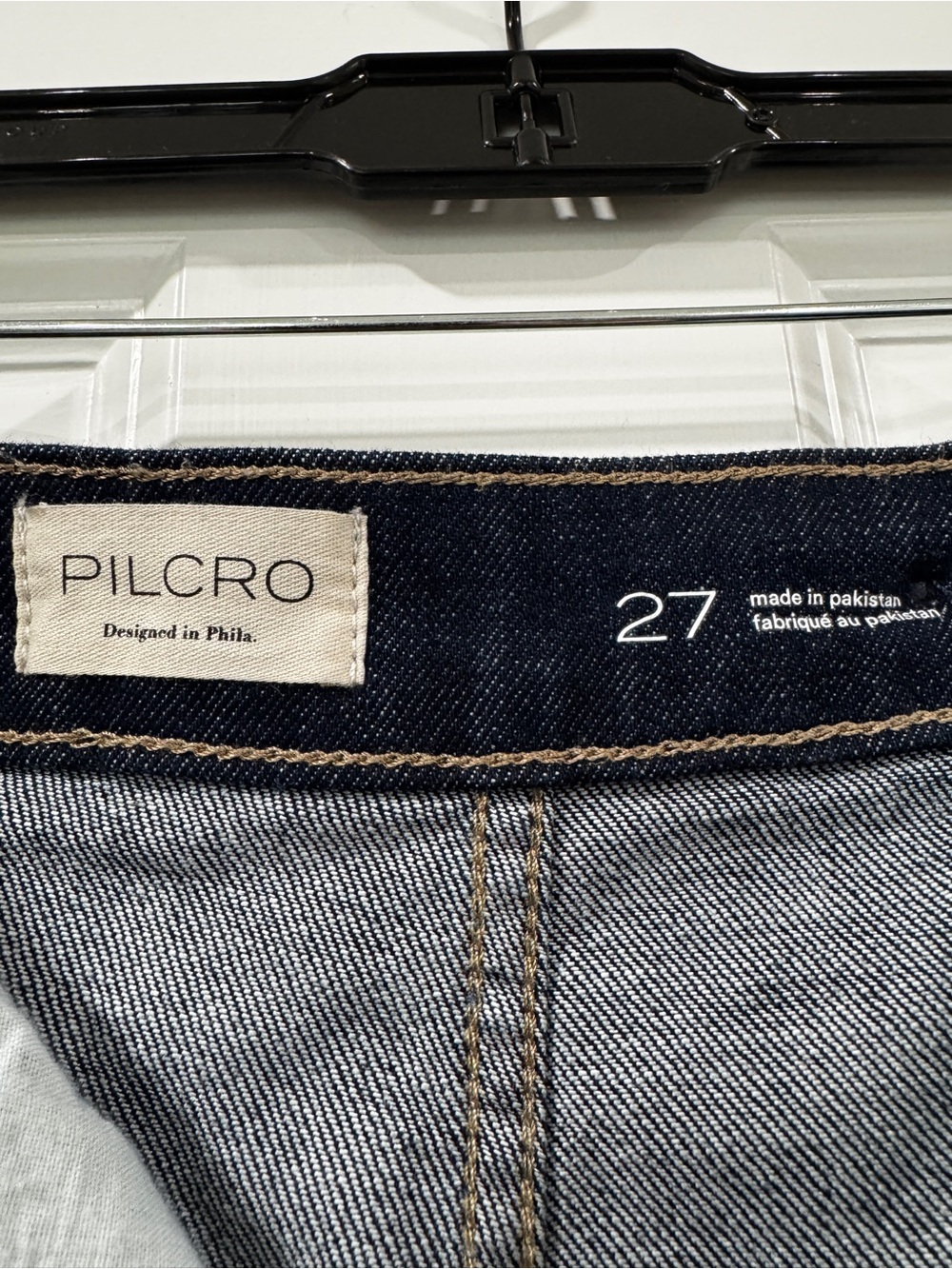 Pilcro Wide-Leg Dark Blue Denim Jeans with Contrast Stitching - Picture 5 of 5